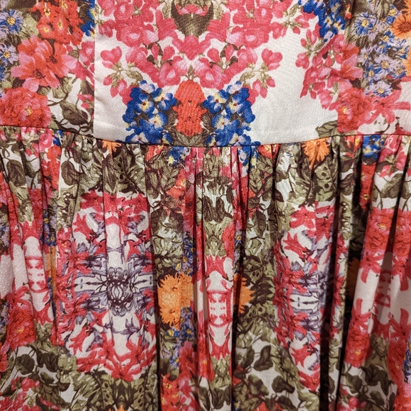 Maggie London dress - Picture 2 of 6